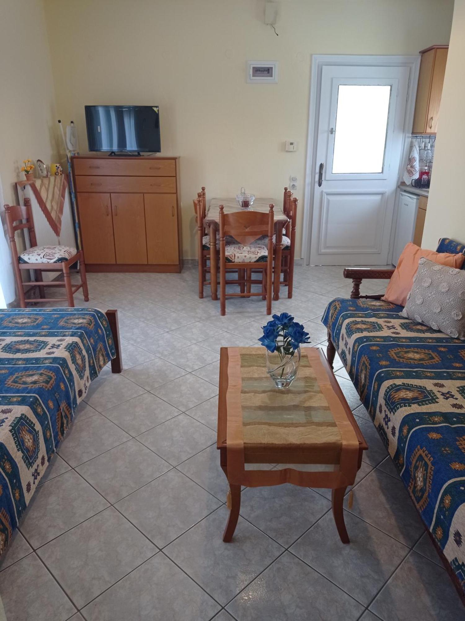 Alexandros Rooms & Studios Скопелос Экстерьер фото